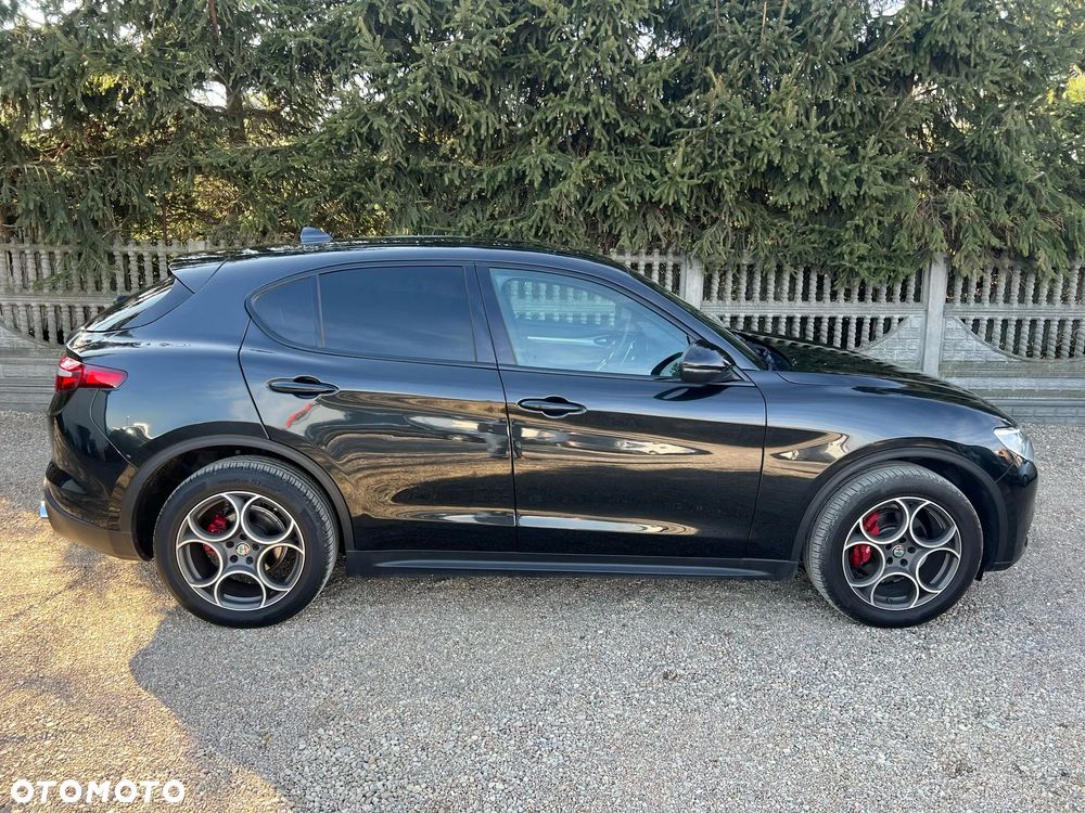 Alfa Romeo Stelvio 2.2 JTDM Executive Q4 - 6