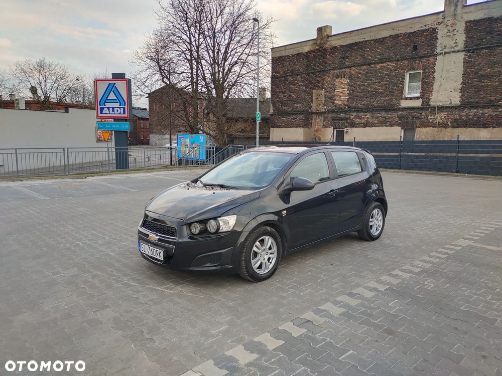 Chevrolet Aveo 1.4 16V LS - 2