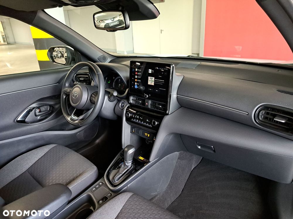 Toyota Yaris Cross Hybrid 1.5 Style - 17