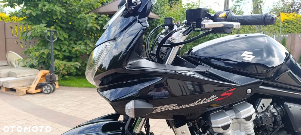 Suzuki Bandit - 40
