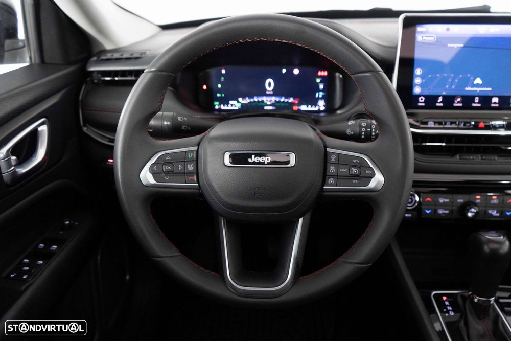 Jeep Compass 1.3 TG Trailhawk - 28