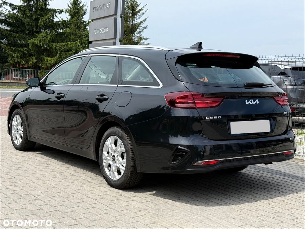 Kia Ceed 1.6 CRDi Eco-Dynamics+ (48V Mild-Hybrid) DCT7 Vision - 5