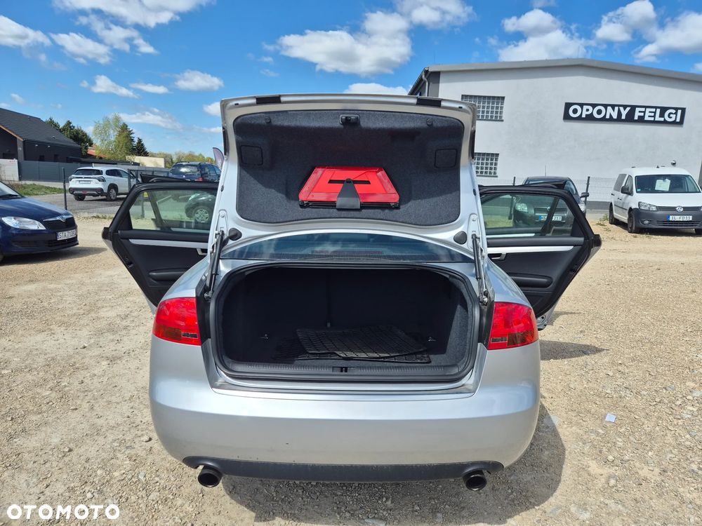 Audi A4 Limousine 1.8 T - 11