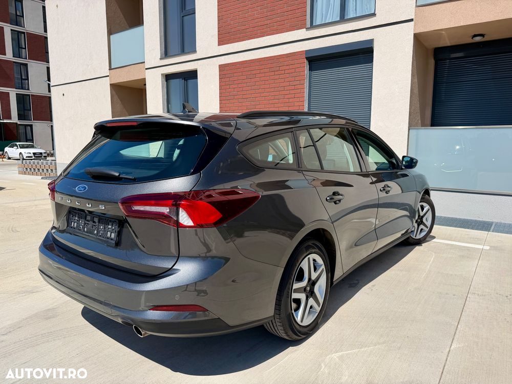 Ford Focus - 3