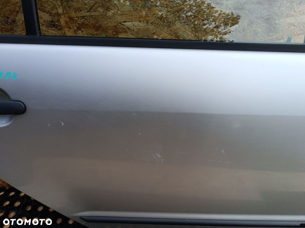 SKODA FABIA 1 I 9102 DRZWI TYŁ TYLNIE  PRAWE PRAWY - 4