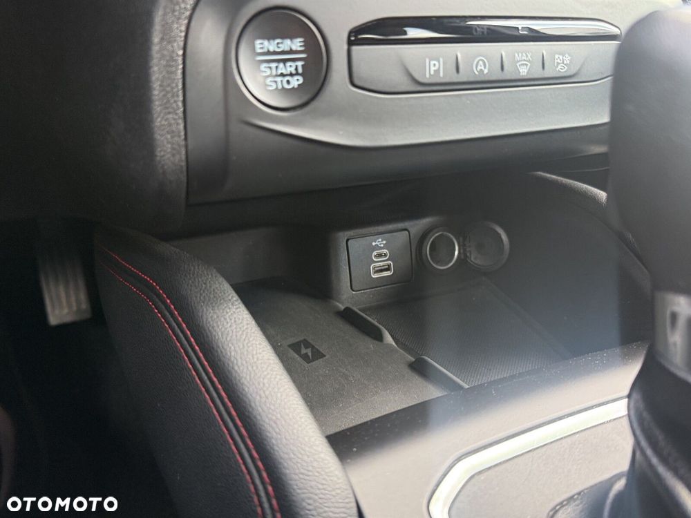 Ford Focus 1.0 EcoBoost mHEV ST-Line Style - 22