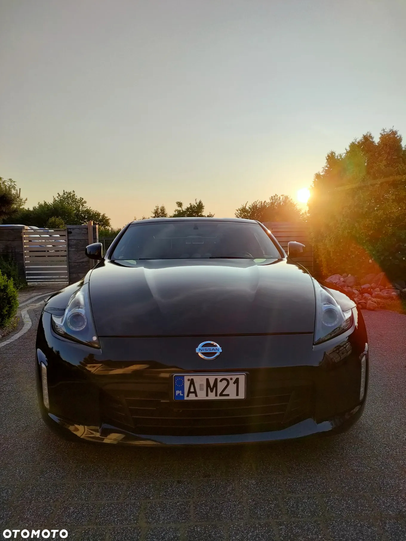 Nissan 370 Z - 13