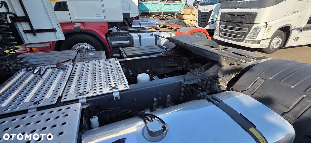 Volvo FH 460 - 12
