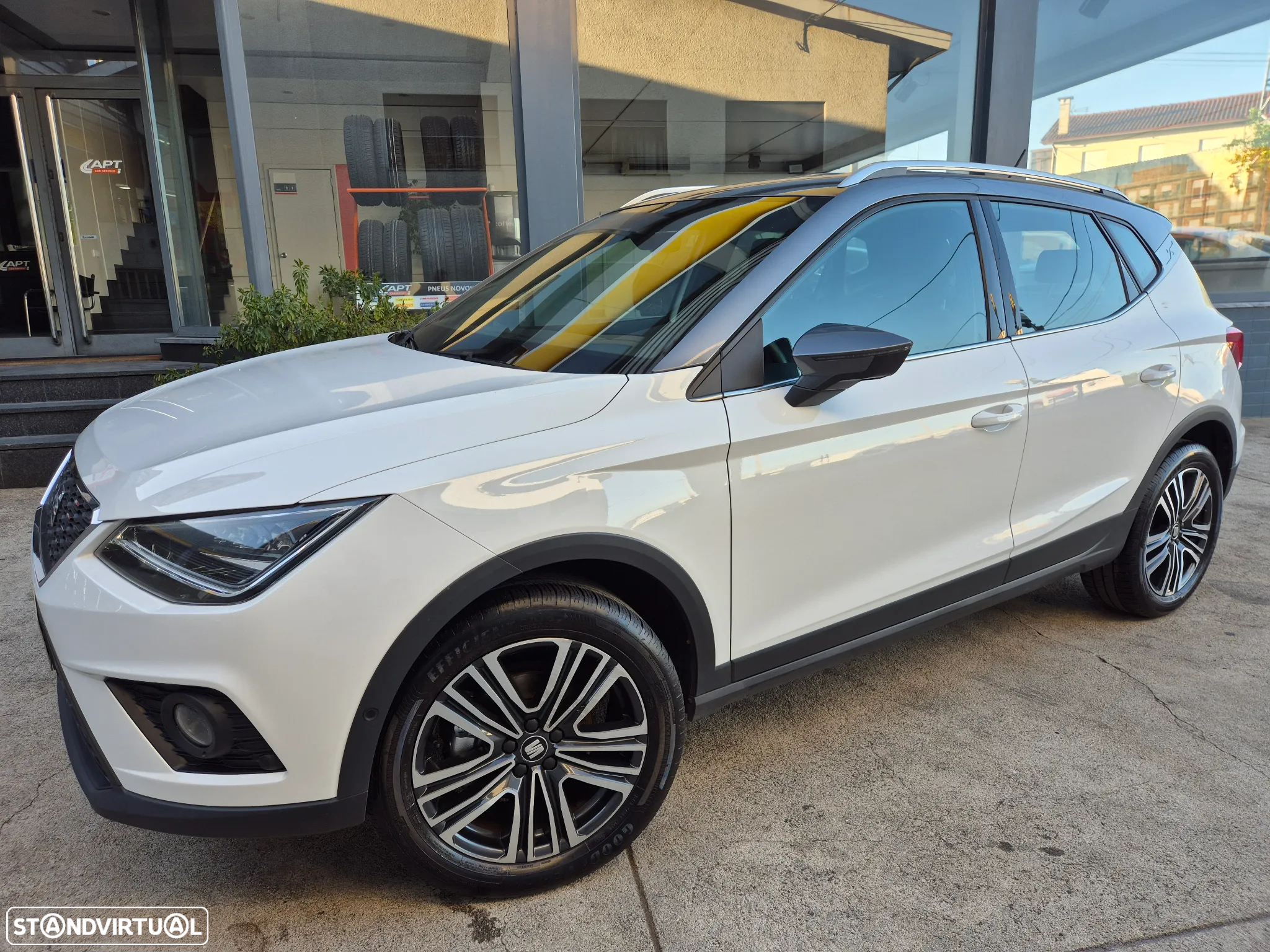 SEAT Arona 1.0 TSI Xcellence - 27