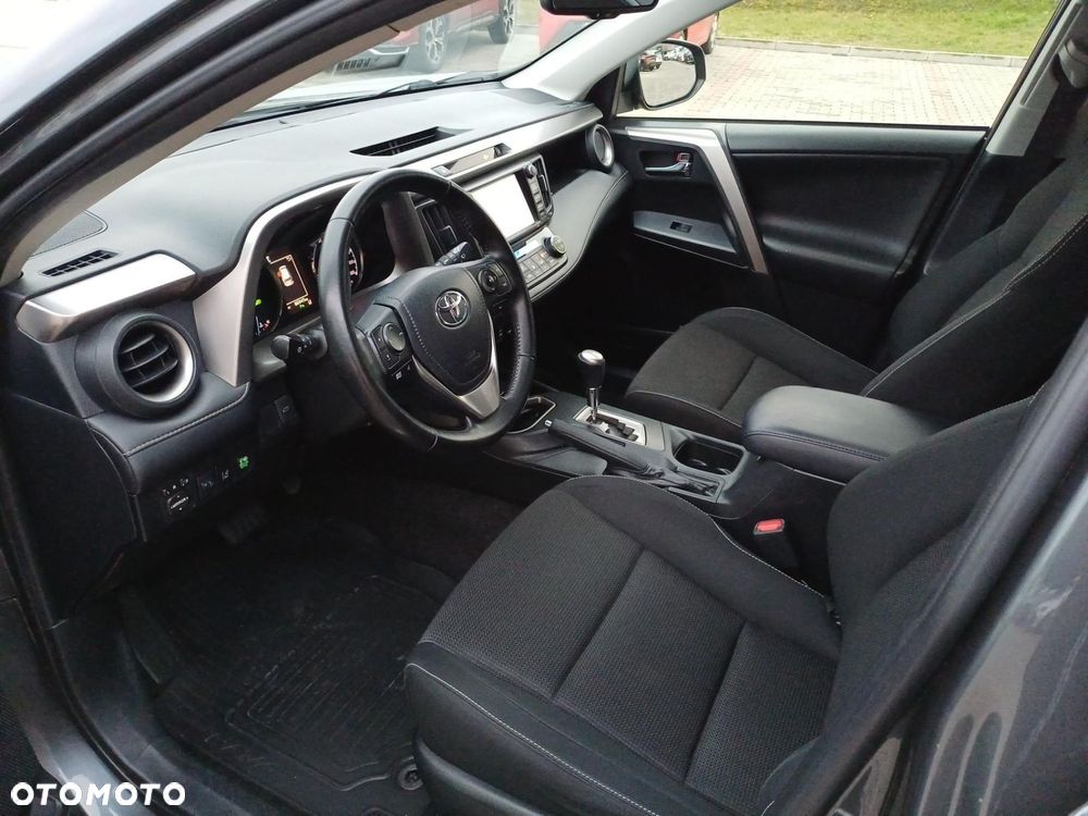 Toyota RAV4 Hybrid Premium 4x2 - 9