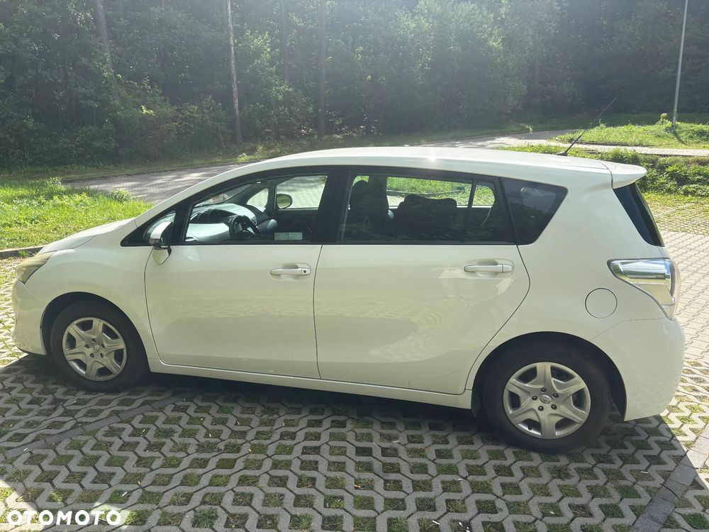 Toyota Verso 1.6 Active - 2