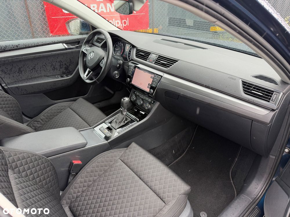 Skoda Superb 1.4 TSI ACT Sportline DSG - 8