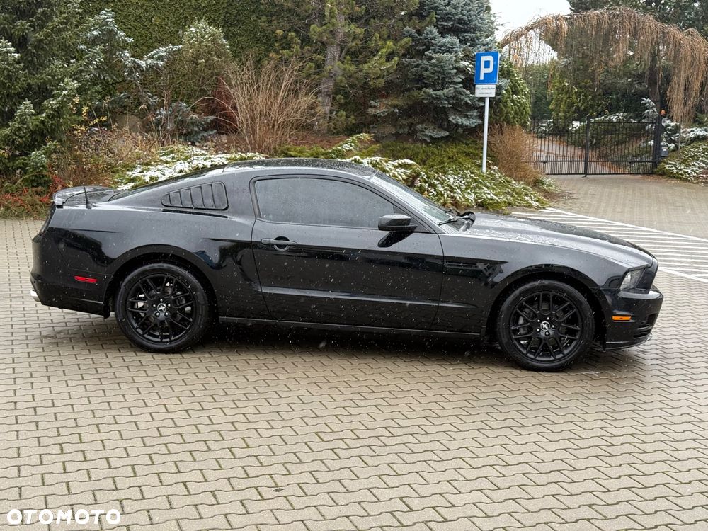 Ford Mustang 3.7 V6 Premium - 5