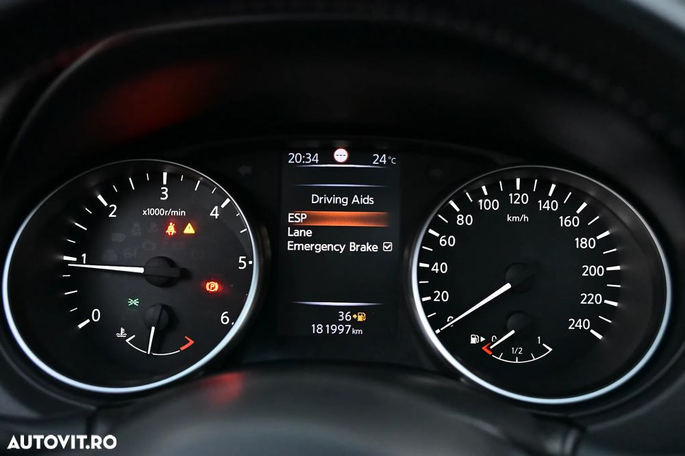 Nissan Qashqai 1.5 DCI N-CONNECTA - 18