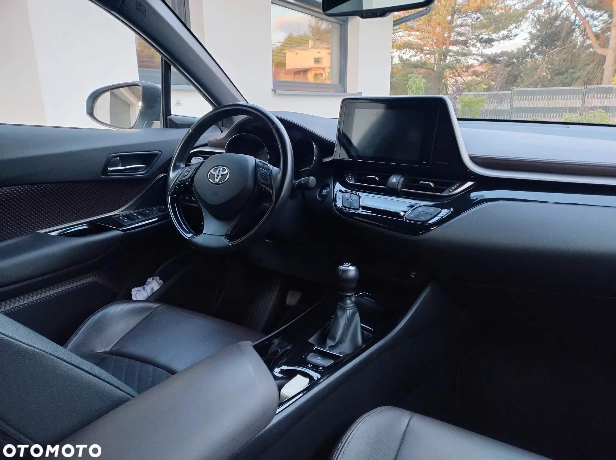 Toyota C-HR 1.2 Turbo Lounge - 10