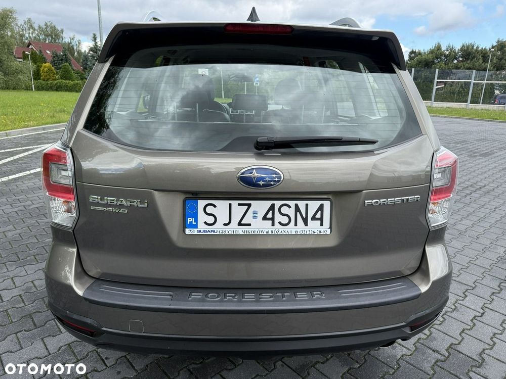 Subaru Forester 2.0 i Exclusive Special (EyeSight) Lineartronic - 13