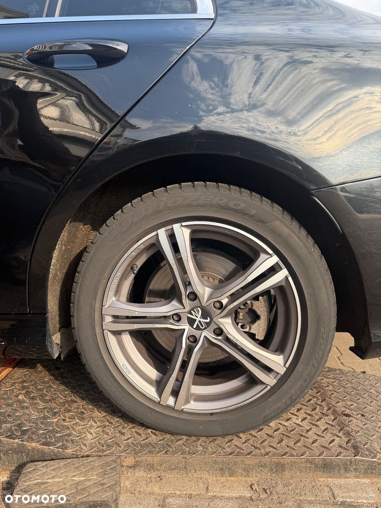Mercedes-Benz Klasa C 200 4-Matic 9G-TRONIC - 18