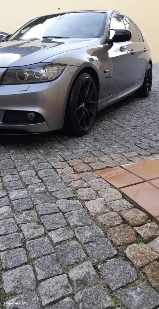 BMW 318 d Pack M - 2