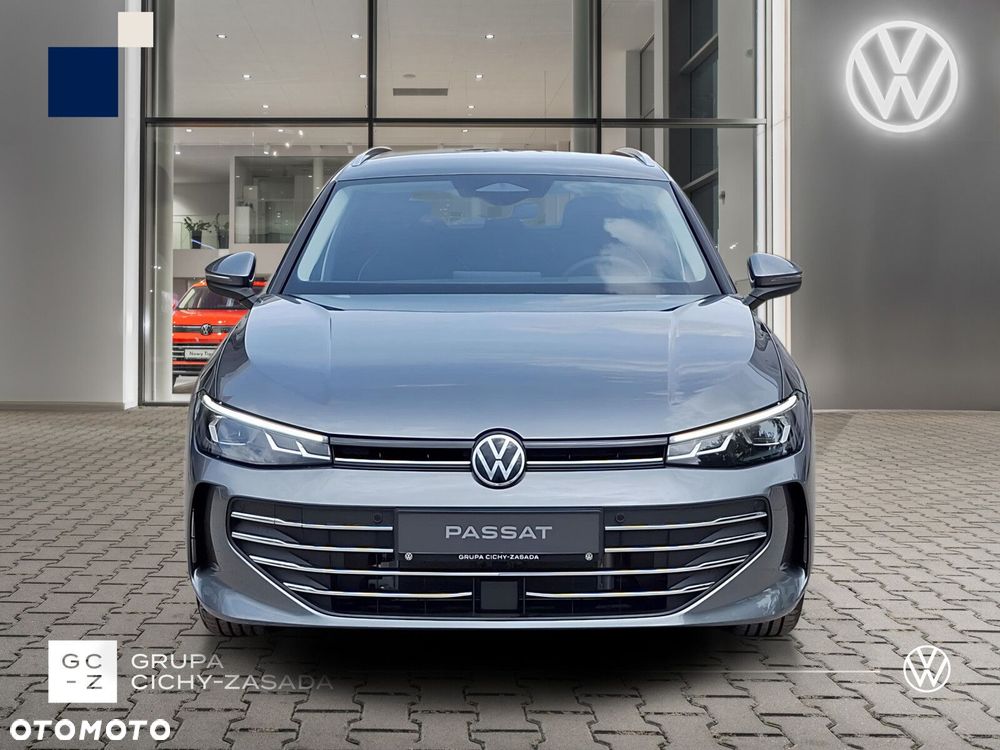 Volkswagen Passat - 8