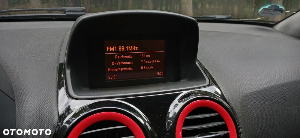 Opel Corsa 1.4 16V 150 Jahre - 21