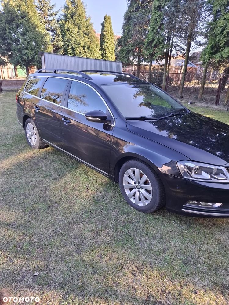Volkswagen Passat 2.0 TDI Comfortline DSG - 4