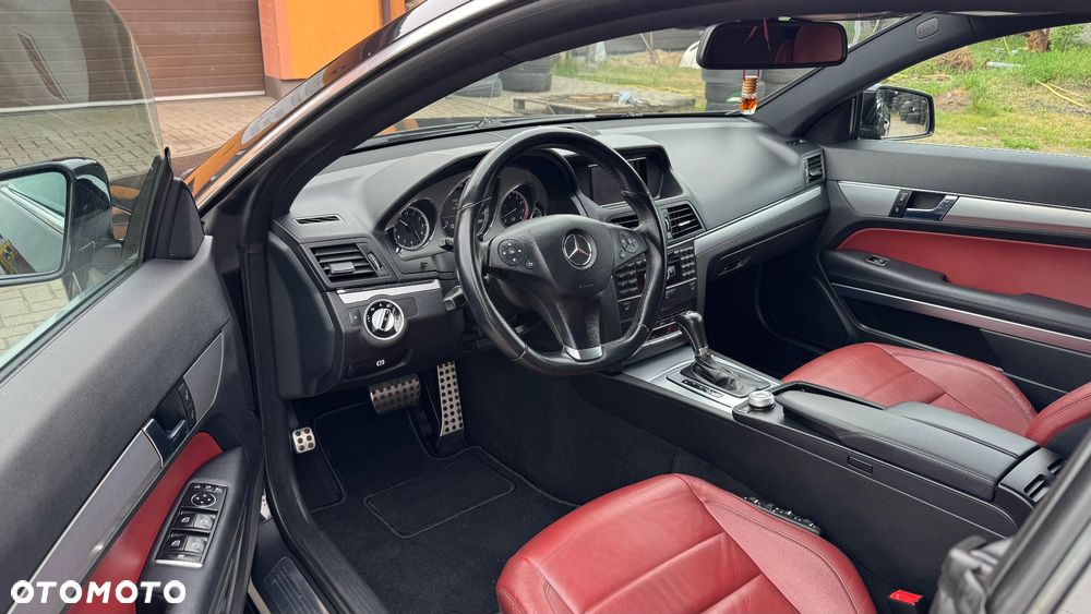 Mercedes-Benz Klasa E 250 CGI BlueEFFICIENCY Automatik Avantgarde - 18