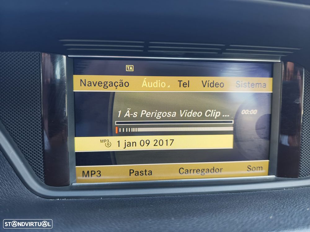 Mercedes-Benz E 250 CDI Avantgarde BlueEfficiency Auto. - 5