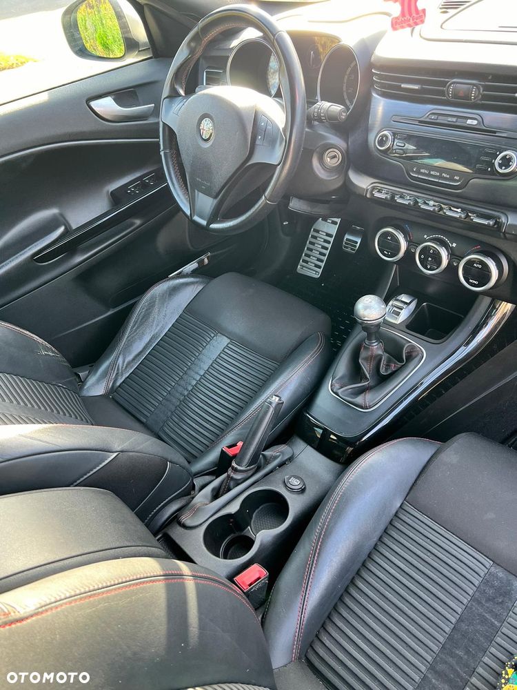 Alfa Romeo Giulietta 1.4 TB Distinctive - 3
