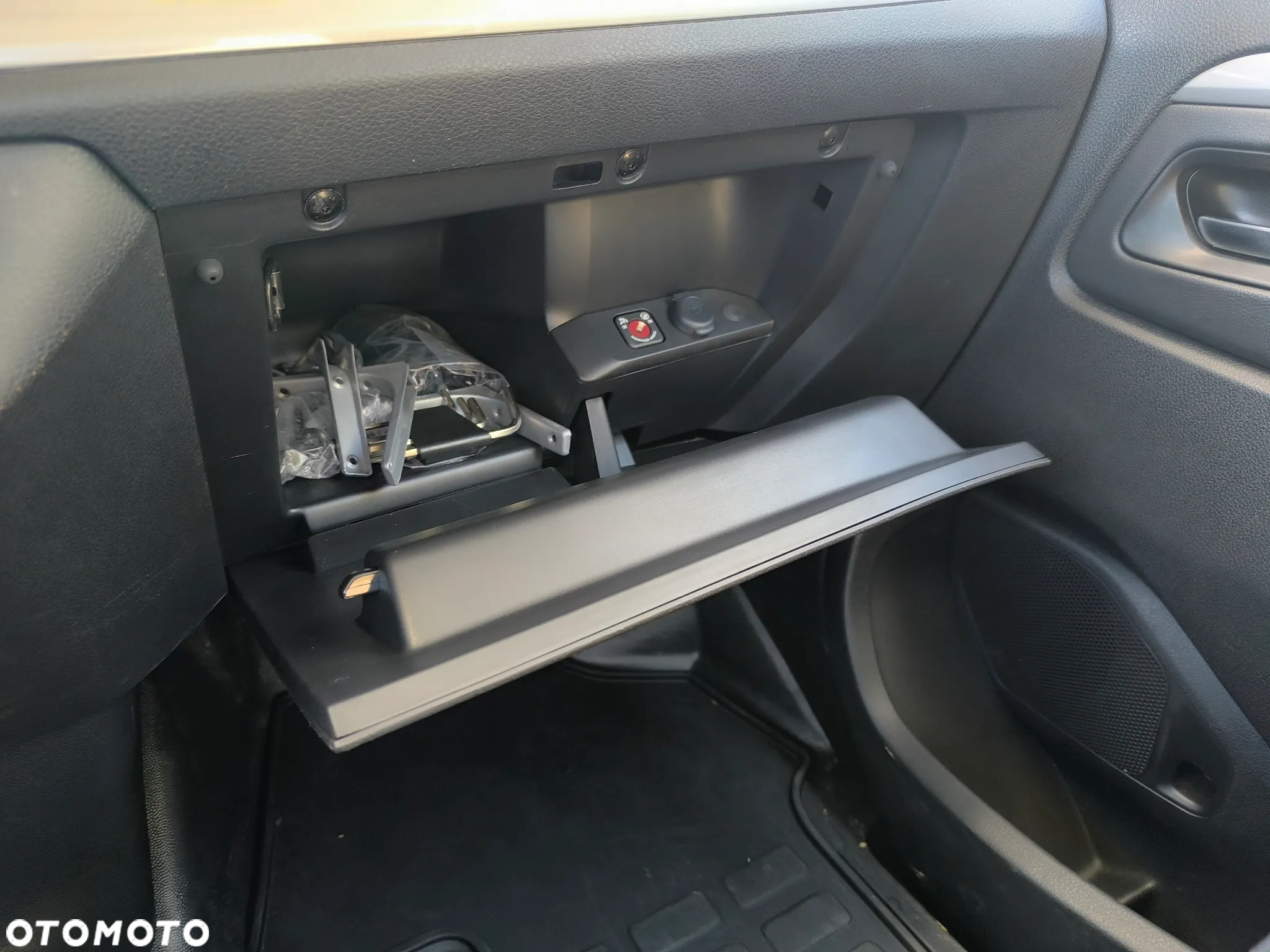 Opel VIVARO - 25