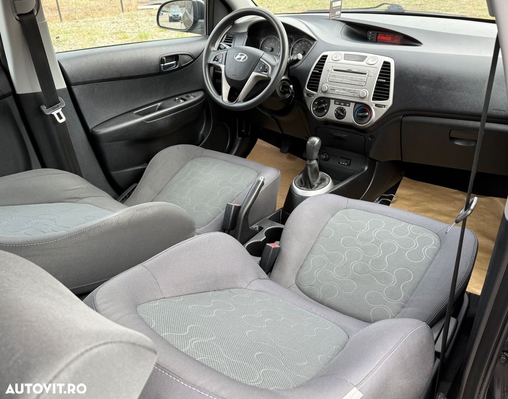 Hyundai i20 1.4 CRDI Style - 12