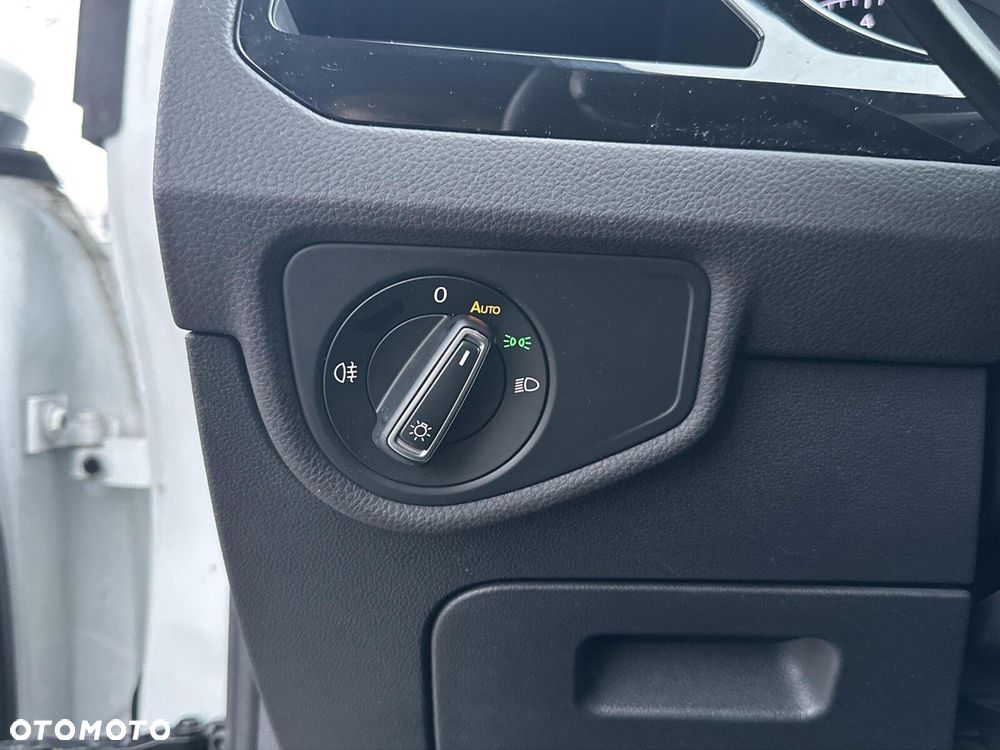 Volkswagen Touran 1.4 TSI BMT Highline DSG - 29