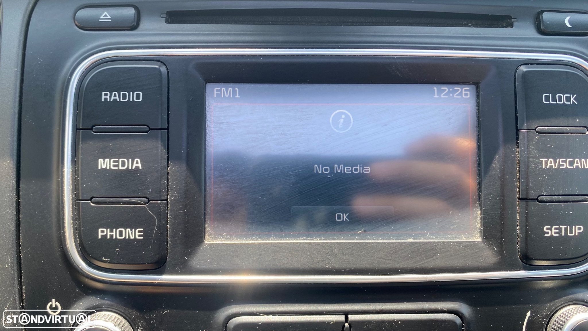 Kia Carens 1.7 CRDi ISG TX - 41