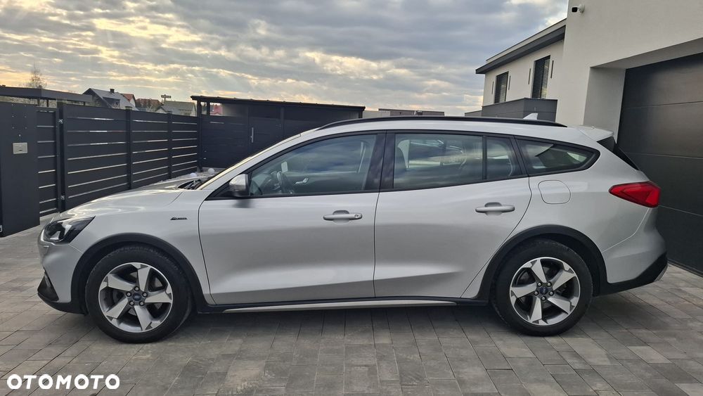 Ford Focus 1.0 EcoBoost Active Business - 6