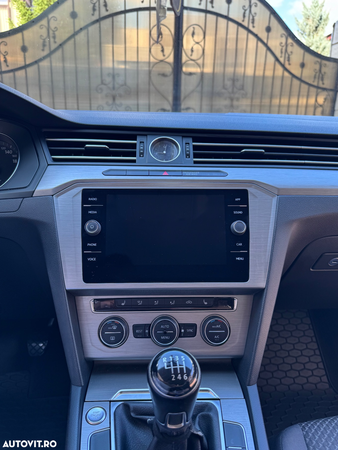 Volkswagen Passat - 10