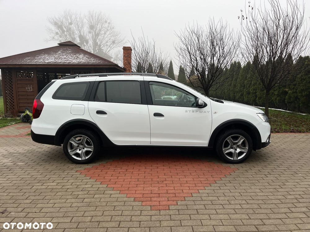 Dacia Logan dCi 90 S&S Stepway Celebration - 11