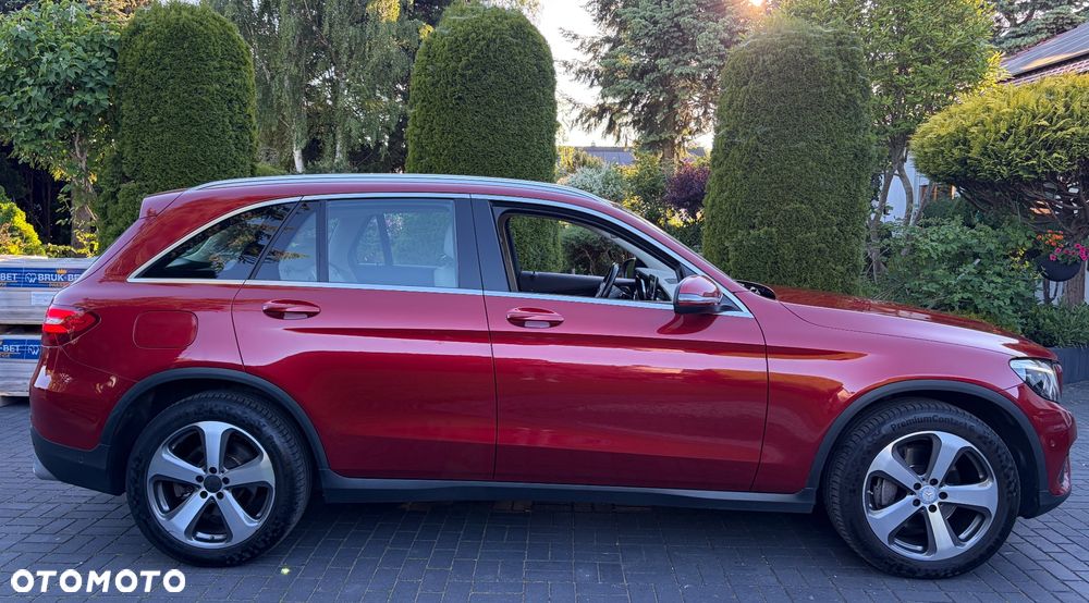 Mercedes-Benz GLC - 4