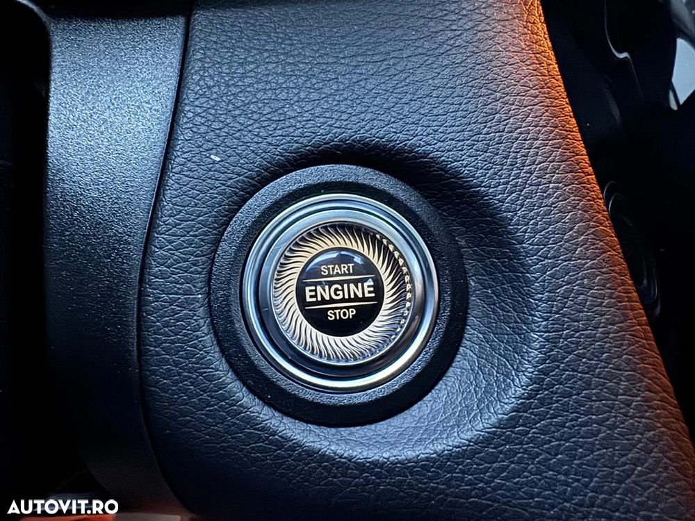 Mercedes-Benz GLC - 40