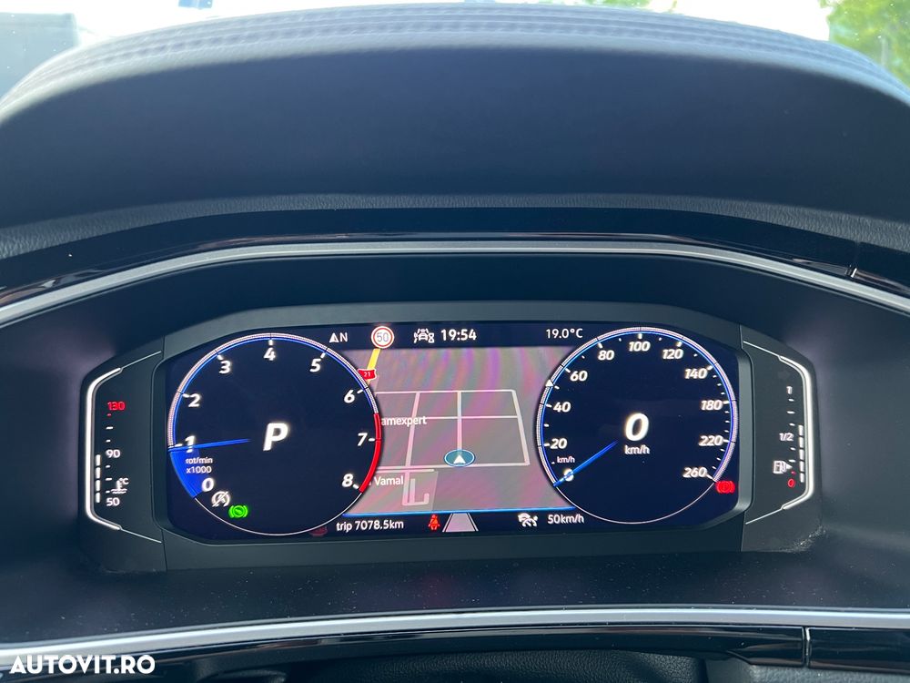 Volkswagen T-Roc 1.5 TSI DSG R-Line - 18