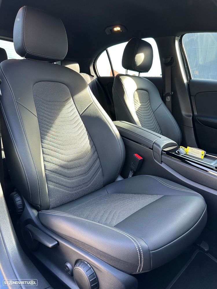 Mercedes-Benz A 250 e 8G-DCT Progressive - 37