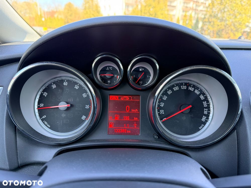 Opel Astra 1.6 SIDI Turbo ecoFLEX Start/Stop Innovation - 36