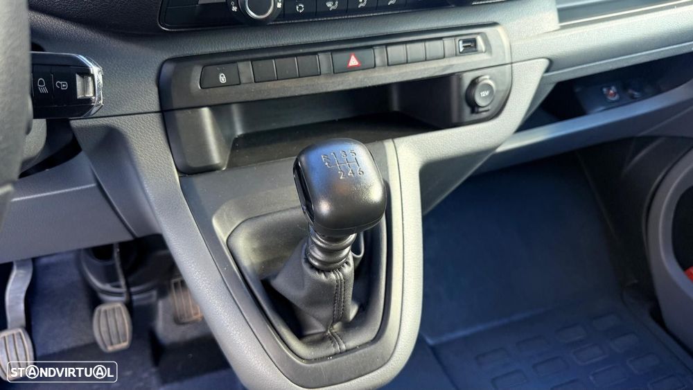 Opel Vivaro 1.5 CDTi L3H1 Essentia - 13