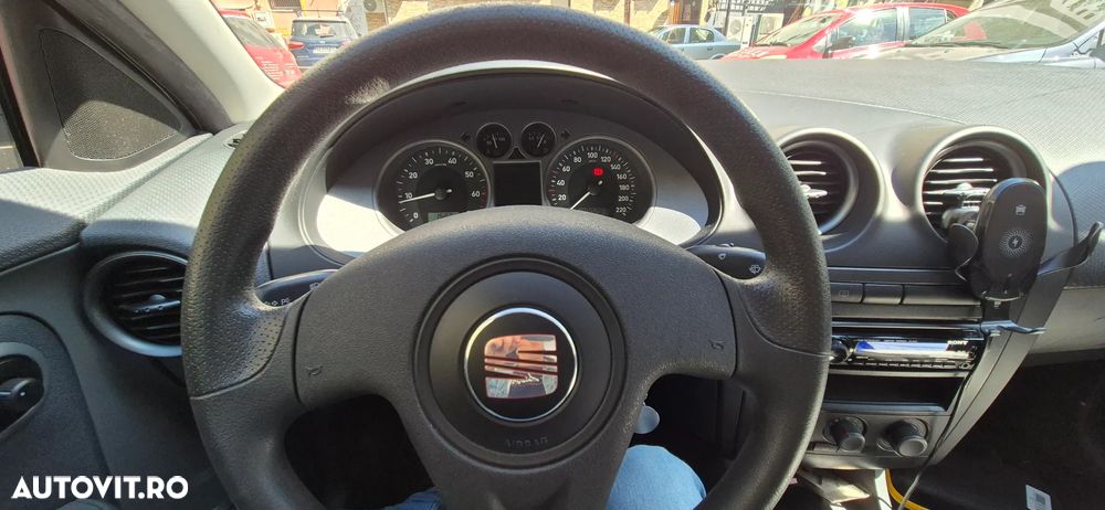 Seat Cordoba 1.4 Standard - 14