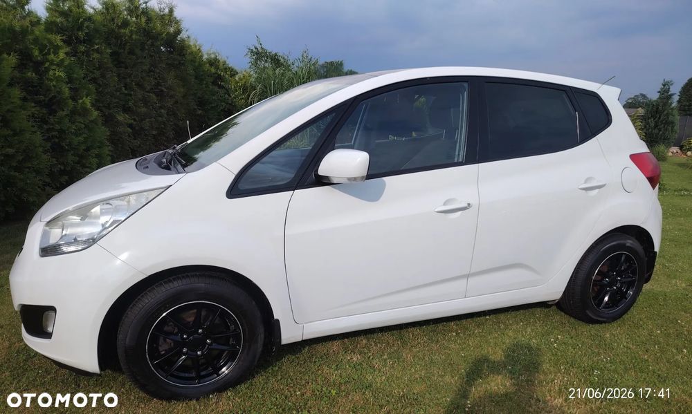 Kia Venga 1.4 CRDi S - 12