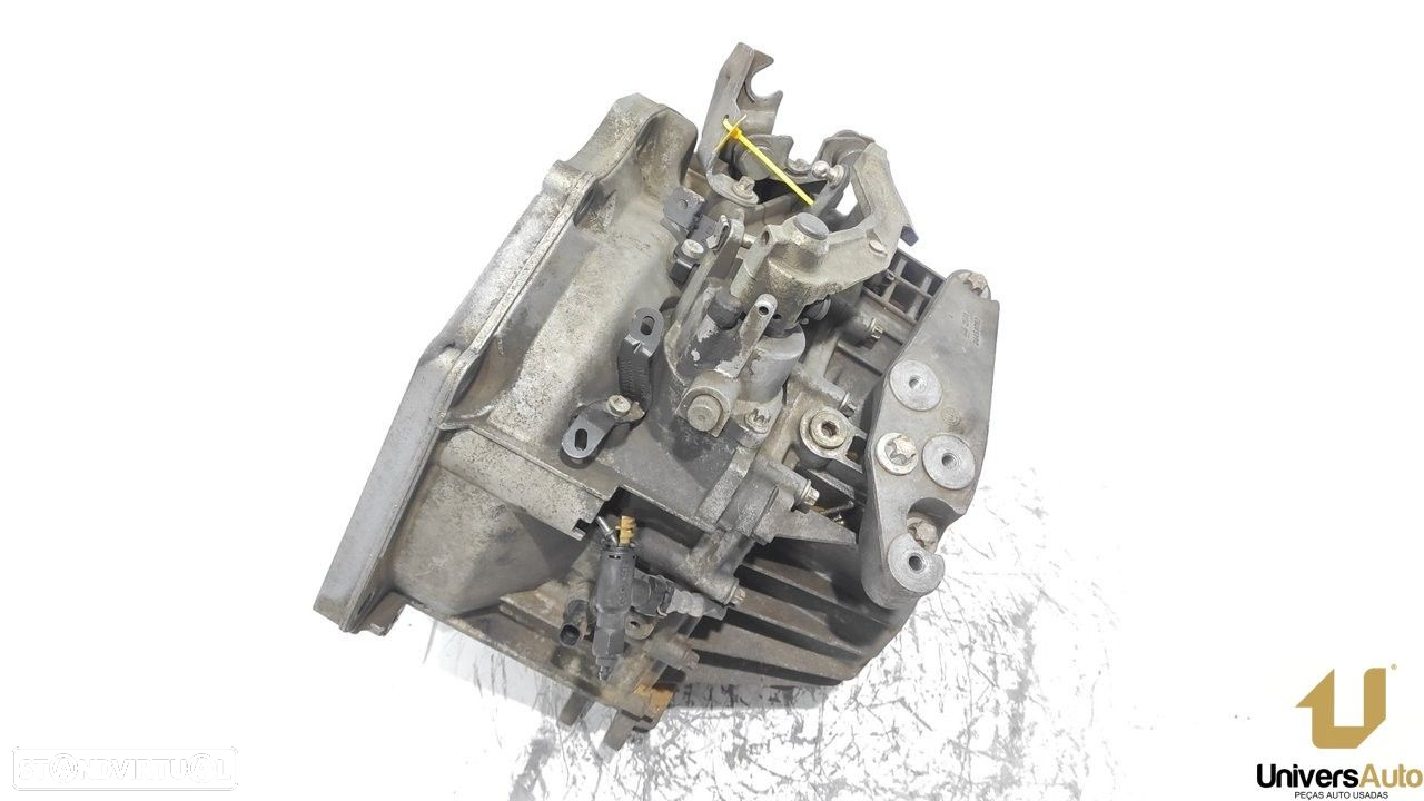 CAIXA VELOCIDADES OPEL ASTRA H 2005 -55192042 - 3
