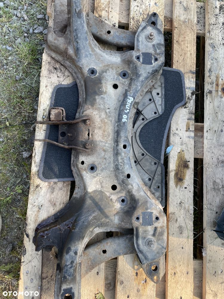 Sanki Toyota Prius 04-09r. - 1