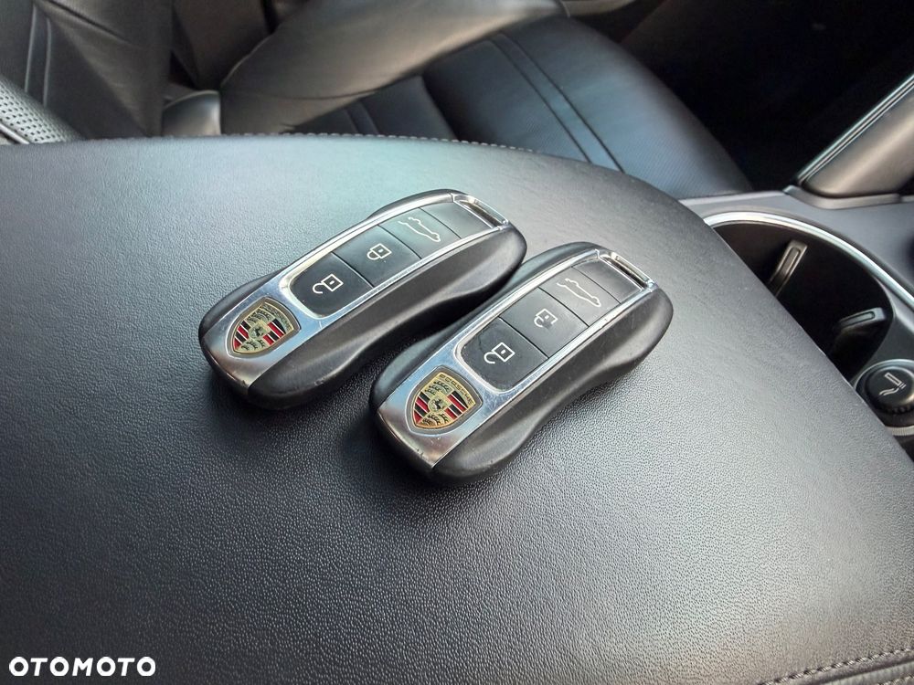Porsche Cayenne E-Hybrid Tiptronic S - 39