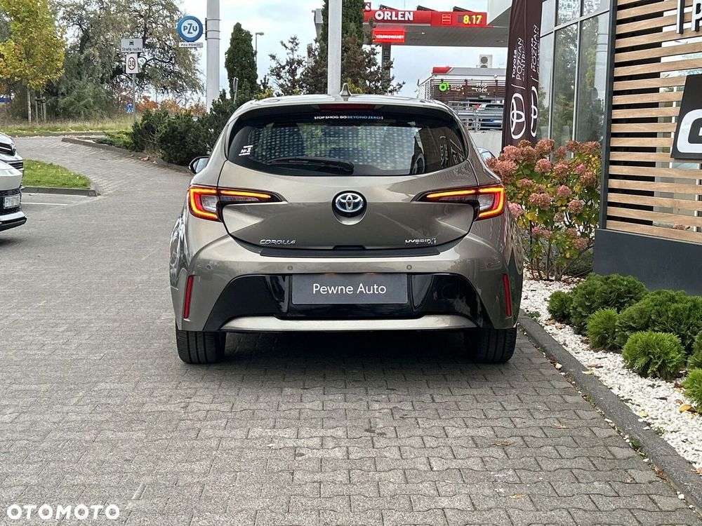 Toyota Corolla 1.8 Hybrid Comfort - 4