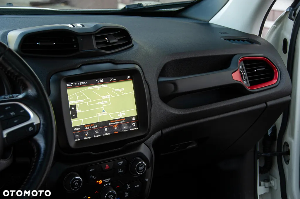 Jeep Renegade 2.0 MultiJet Trailhawk 4WD S&S - 32