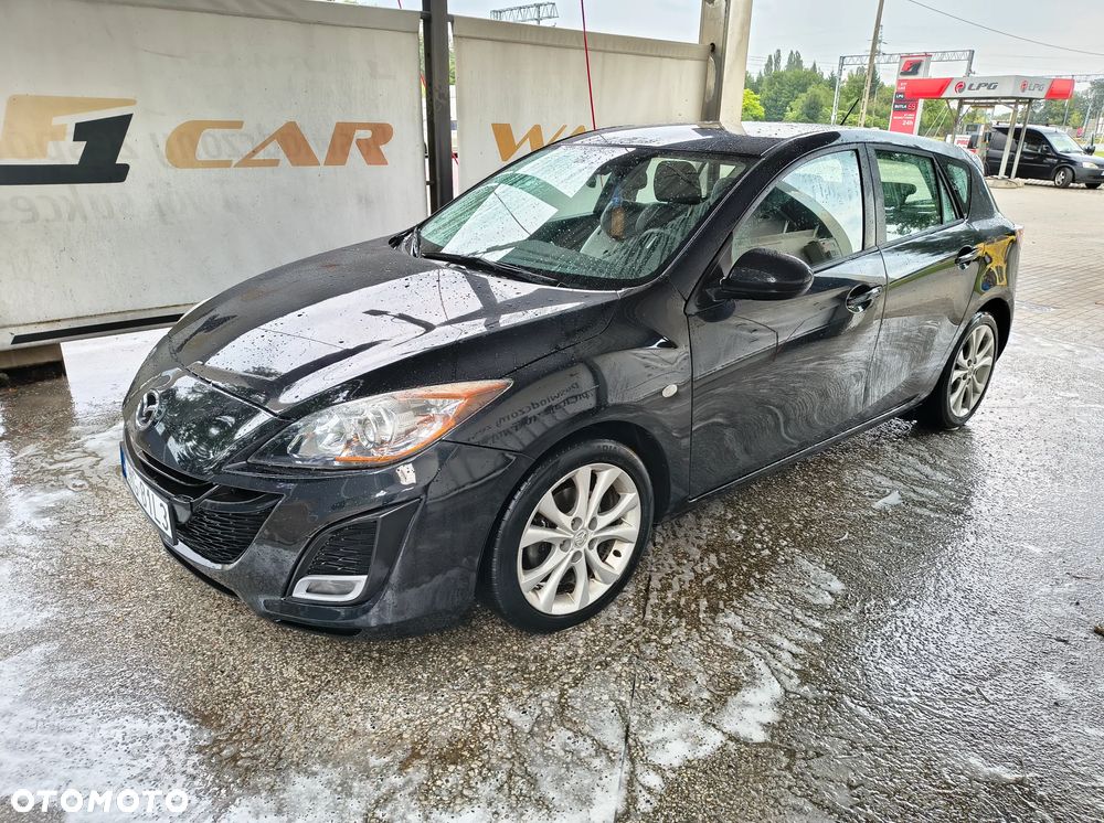 Mazda 3 1.6 Exclusive + - 3