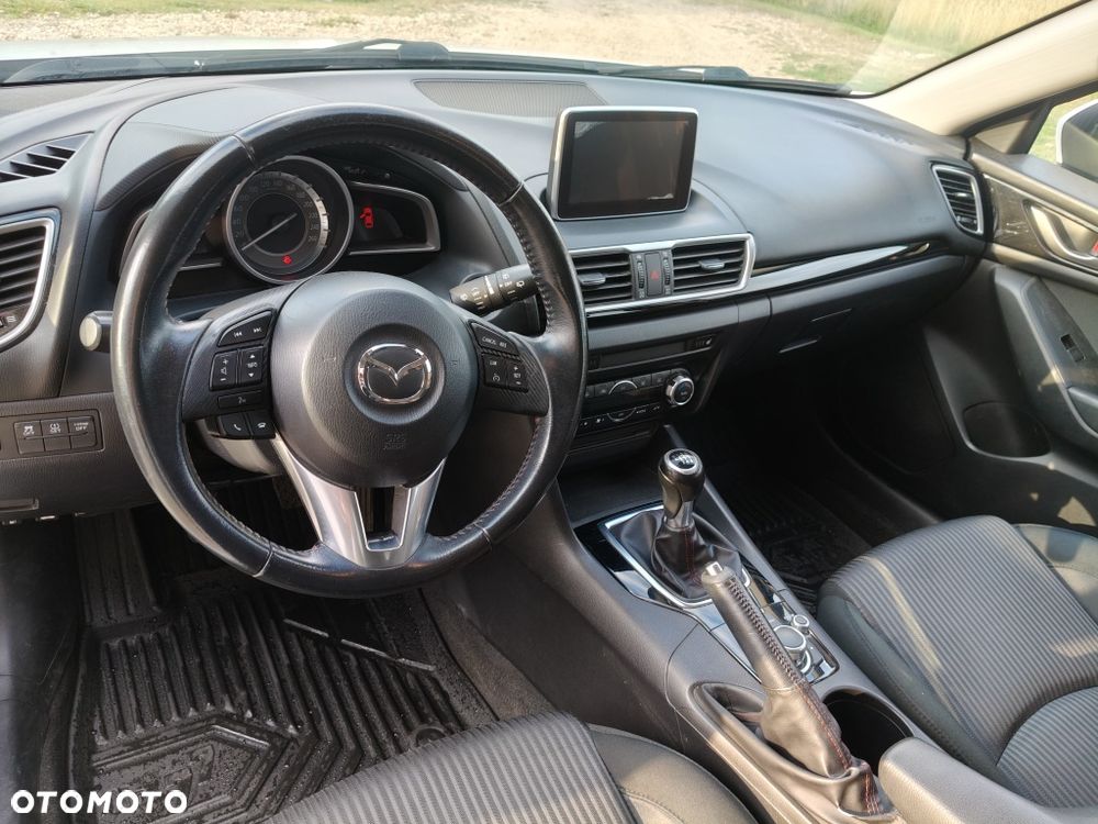Mazda 3 - 5